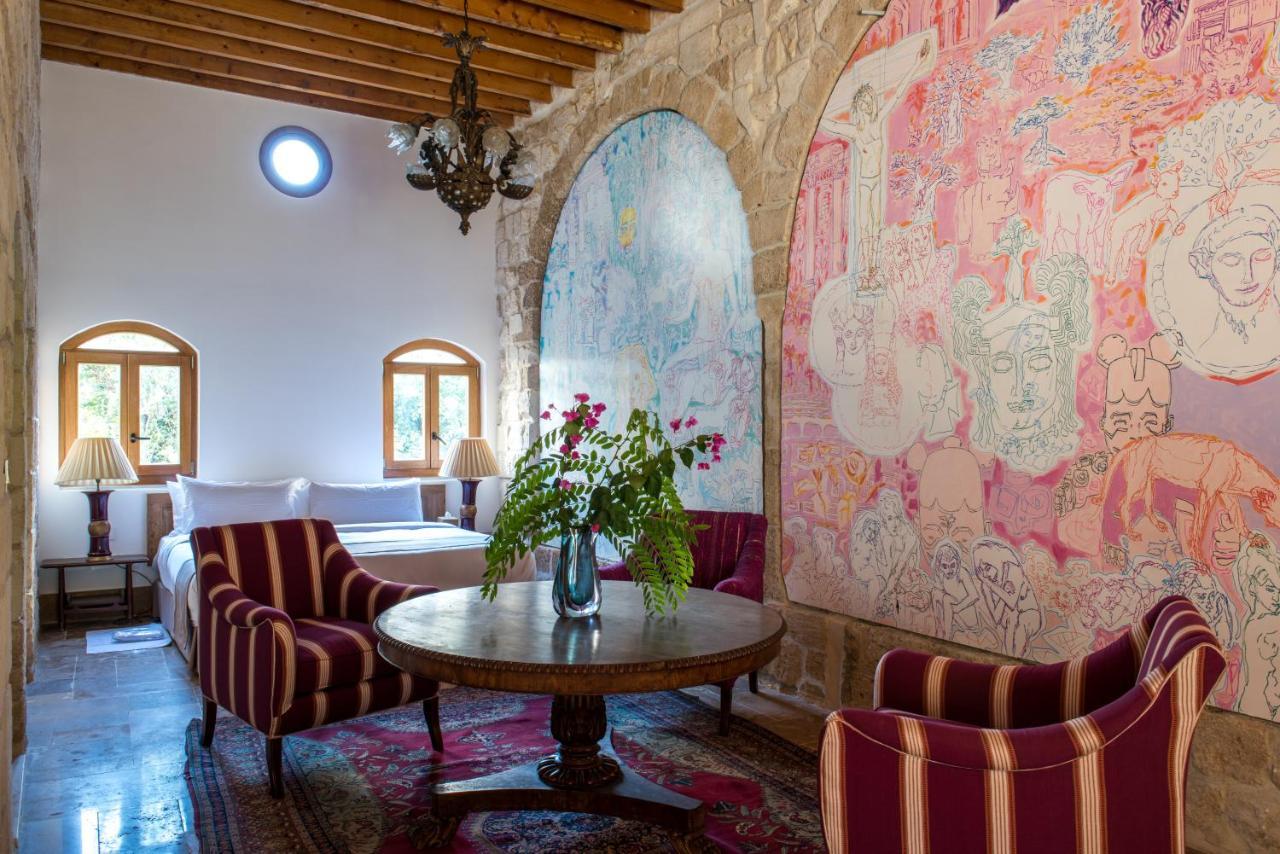 Arthaus Hotel